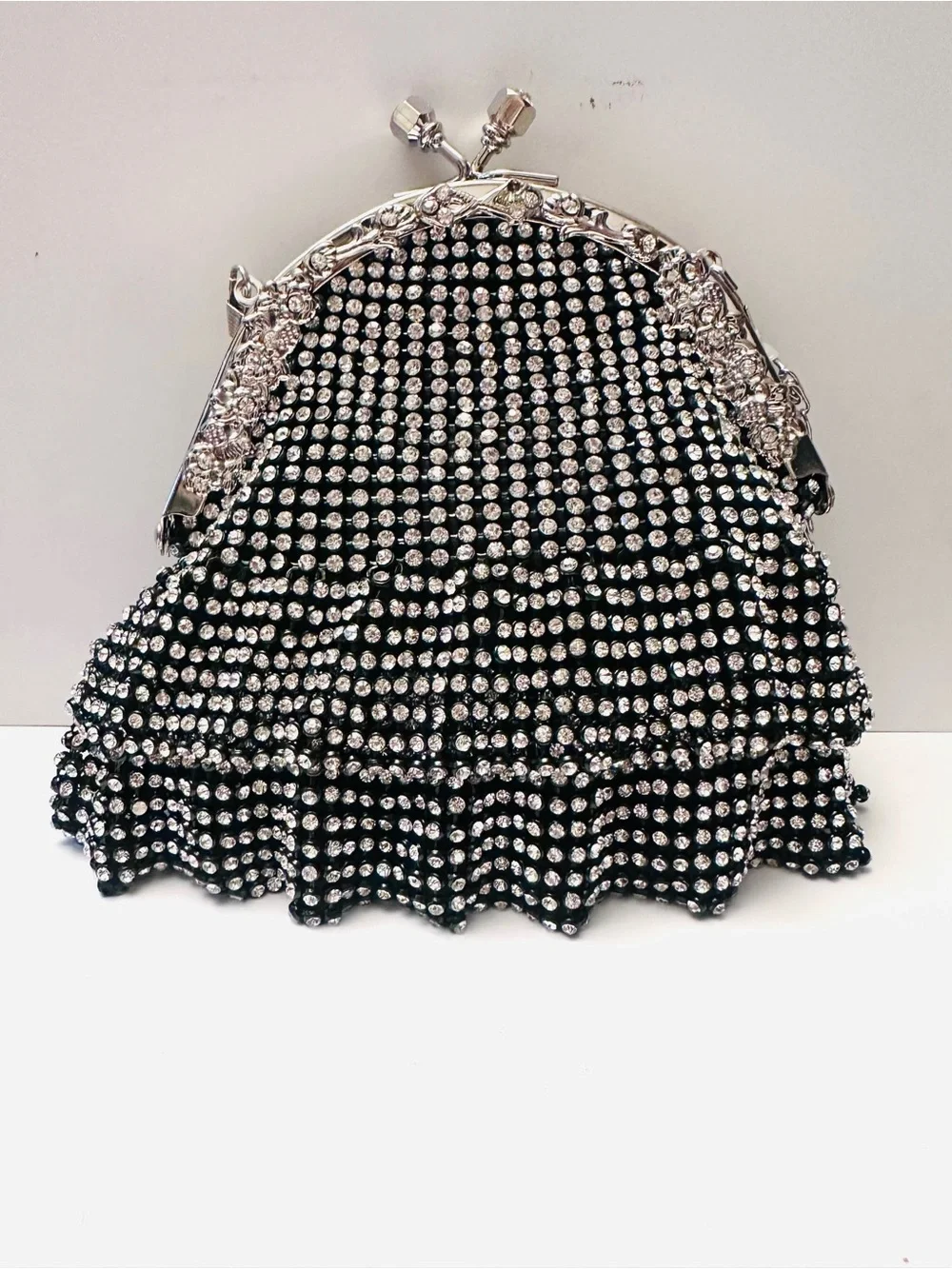 Hollywood Glamor Black/Silver & Rhinestone Skirted Frame Clutch/Purse/Handbag